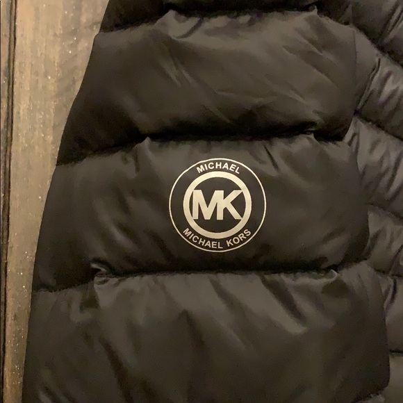 SOLD Michael Kors Packable Down Coat Jacket - Picture 7 of 7